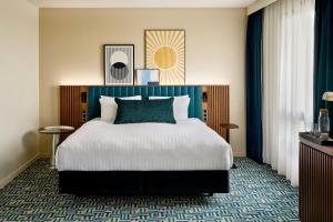 Hotels Courtyard by Marriott Lyon Eurexpo Stadium : photos des chambres