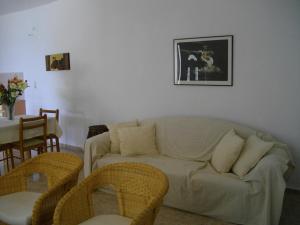 Villa with Sea View (4 Adults)