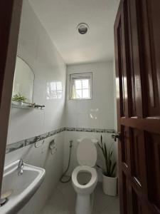 Lustria White Castle