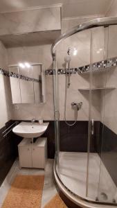 Wohnung Simmering neben U&S-Bahn