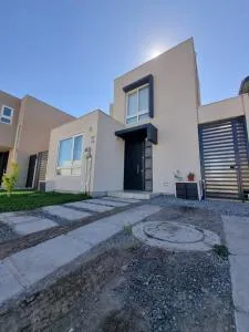 Moderna y acogedora casa en Rancagua - Requínoa