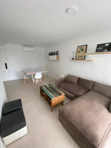 Complejo Prana, pileta, parilla, cine y gimnasio