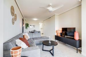 Luxury apartment Sunset Golf with spacious private garden & seaview