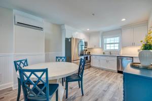 1007 Queen Suite, 1st Floor Oasis