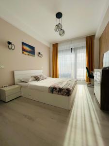 RoApart- Sunset Dream Apartament 2 dormitoare vedere lac si parcare