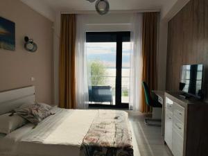 RoApart- Sunset Dream Apartament 2 dormitoare vedere lac si parcare