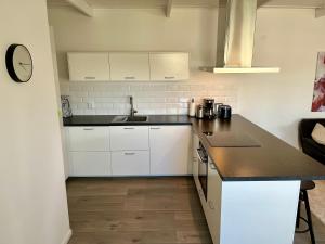 Skrea Strand Guesthouse, Close to the Beach