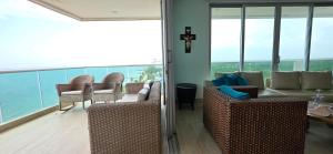 Hermoso Apartamento frente al mar, 4 habitaciones - Apto 801