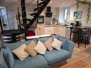 Maisons de vacances Le petit saint Germain : Maison 2 Chambres