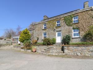 The Farmhouse Lampeter