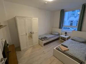 Moderne Wohnung im Erdgeschoss mit Terrasse I ruhige Umgebung - Nordenham