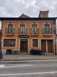 Hostal Restaurante Bar Conrad - Fuentemilanos