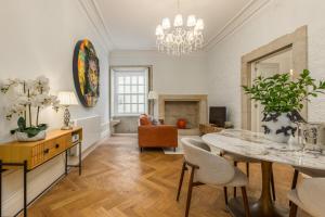 Bailarina Historic Luxury House at Rua das Flores