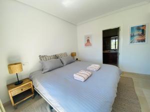 Los Arqueros apartment with golf views