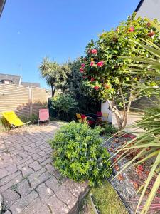 Maisons de vacances Maisonnette de charme Bord de mer Piscine : photos des chambres