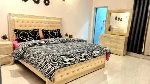 Parishay's Lodge - New Mīrpur