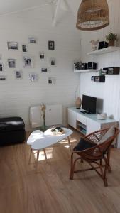 Maisons de vacances Chalet en bois a 800m de la mer : photos des chambres