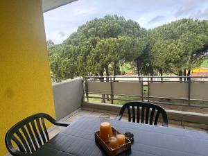 One-Bedroom Apartment with Air Conditioning and Terrace (2 Adults)