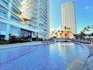 Beautiful views on the 10th floor in Camino al Mar