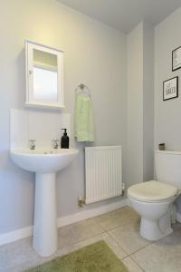 Home Private Parking, Sleeps 8, Contractors Welcome