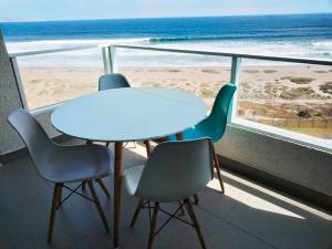 Smart Host Rentals- Tu hogar frente al Mar