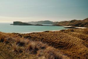 Eco Crofters Wagon by the Sea - Off Grid Experience - No electricity - As seen soon on Netflix