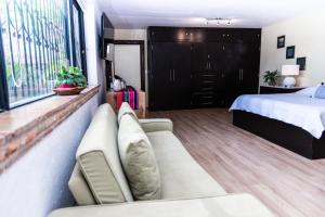 ANANA Rancho San Rafael | Master BD & Lake views