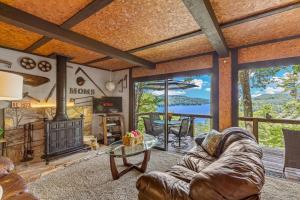 Moms Place Cozy Lake Glenville Cabin