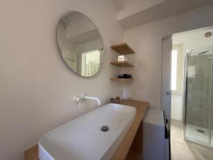 Elegant with Exclusive Terrace in Perugia Downtown