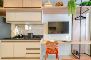 Salvador Studio na Barra - Barra Premium - Melhor Localização da Barra - Piscina com vista mar, climatizado, beira mar, TV a Cabo, Internet para Home Office, cafeteira, forno airfryer, cooktop, microondas, próximo ao Shopping Barra