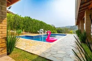 Ibiúna - Casa de Campo com Piscina e Churrasqueira - Parurus