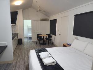 Rockingham Holiday Village