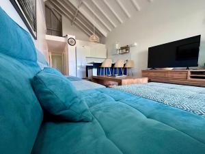 Renovated 2 Bedrooms Apartment beach front - Ubytování bez kategorie ve městě Orient Bay