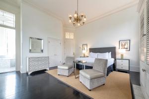 King Room with Balcony room in Melrose Mansion Suites