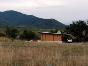Bungalow al pie de la montaña