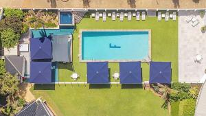 Welcome to Paradise Ocean Views from every room