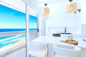 Welcome to Paradise Ocean Views from every room