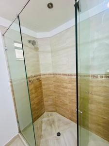 Habitación con baño privado en Belén los Alpes