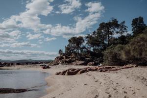 Unshackled at Freycinet