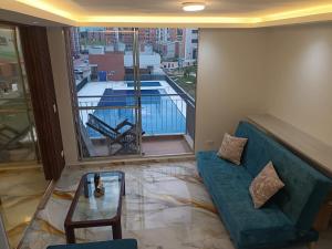 El Dorado, Apartamento con piscina y parqueadero