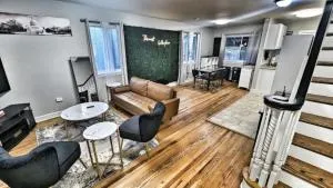 Hilltop Hangout in Washington DC - District Heights