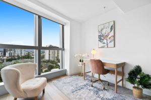 Luxury One Bedroom Apartment - CoastHM