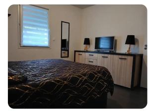 Maisons de vacances maison de vacances au calme avec espace jaccuzi : Maison 2 Chambres