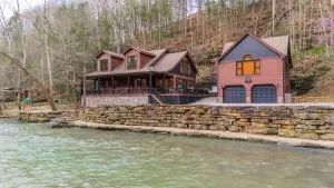 River Retreat Waterfront - Alpine