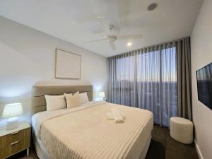 Sky-High 2BR in CBD Spectacular Views Level 23
