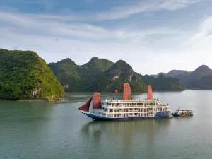 Verdure Lotus Luxury Cruise - Hoàng Lỗ