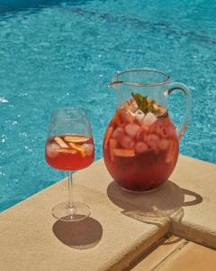 Villa Monte das Oliveiras with Private Pool