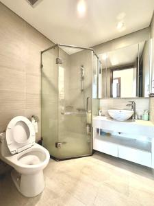 Delux Two Bedroom Apartment In Vinhomes Green Bay Near Marriott And Keangnam