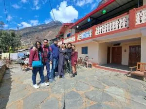 Buransh Homestay - Yamnotri