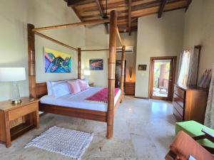 Indigo Belize 5C condo